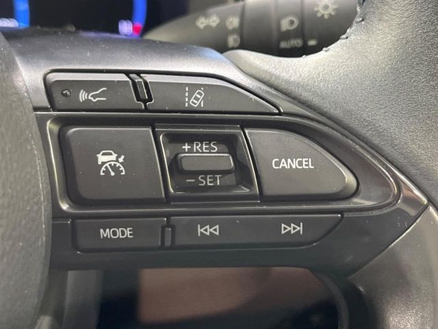 YARIS CROSS HYBRID