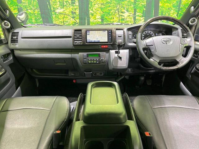 HIACE van 4WD