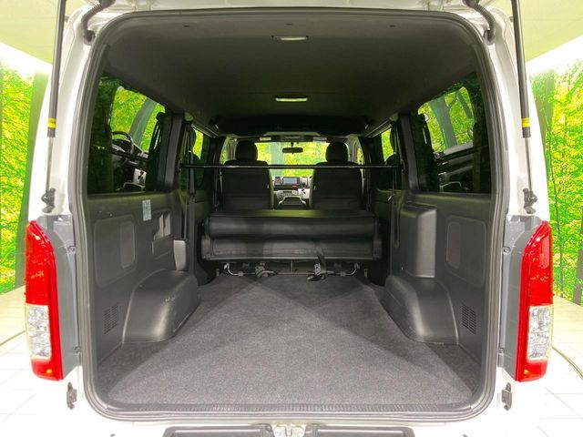 HIACE van 4WD