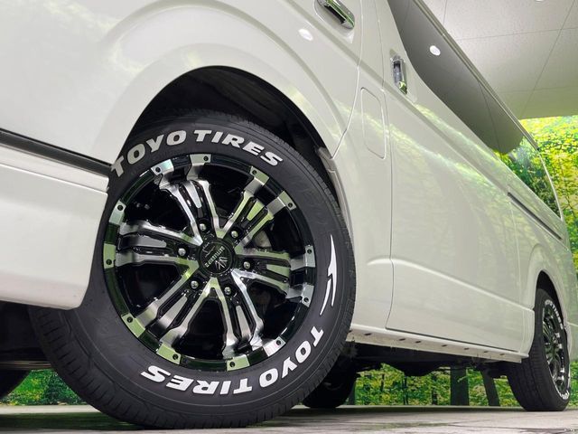 HIACE van 4WD