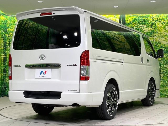 HIACE van 4WD