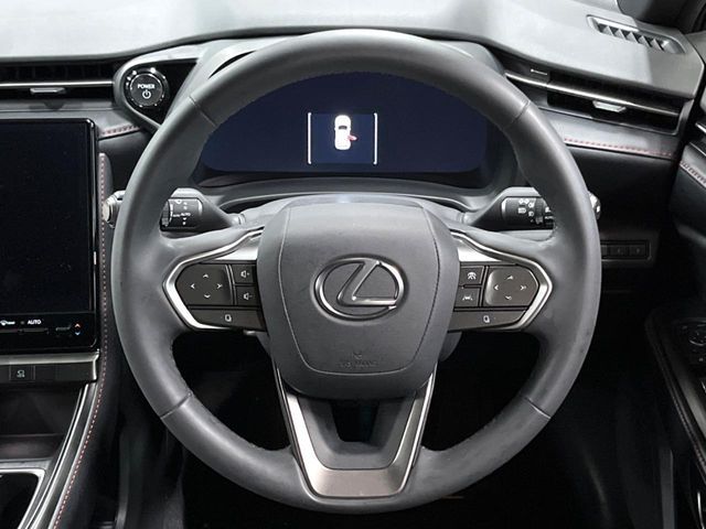 LEXUS LBX