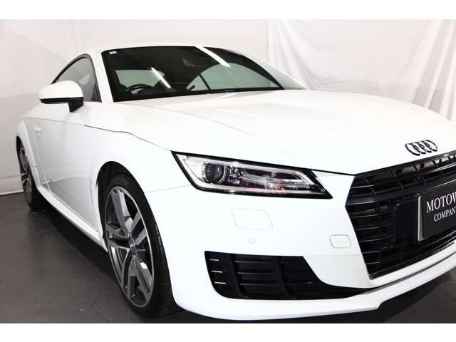 AUDI TT coupe