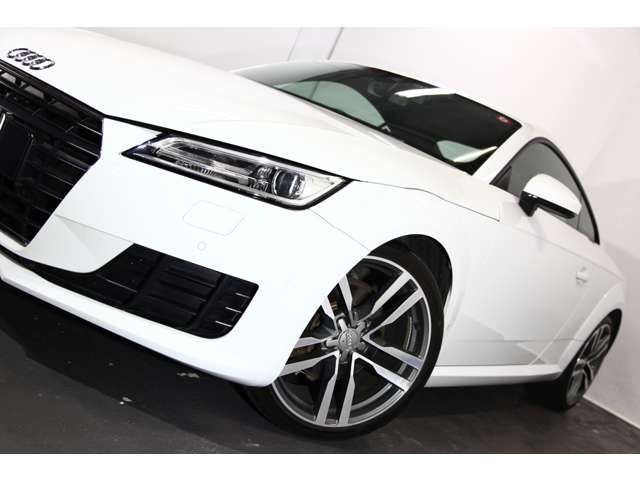 AUDI TT coupe