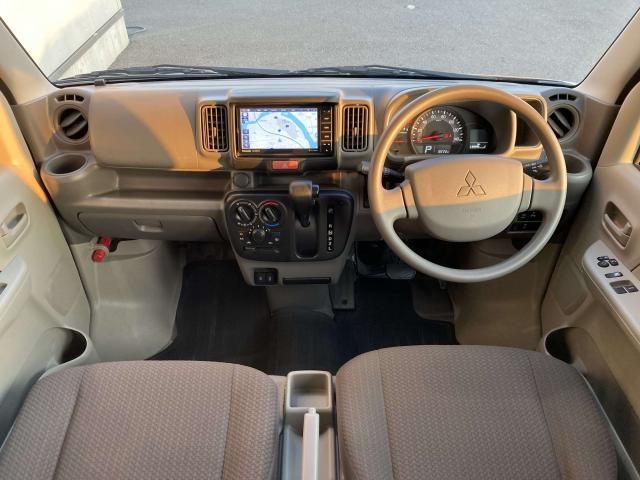 MINICAB van