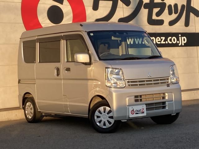 MINICAB van