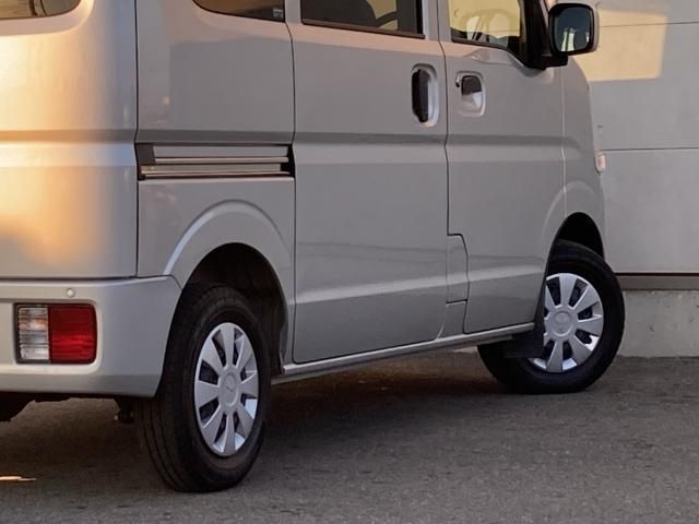 MINICAB van