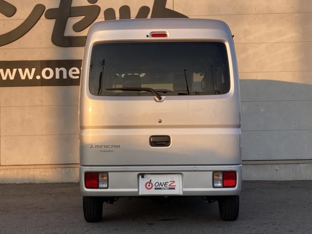 MINICAB van