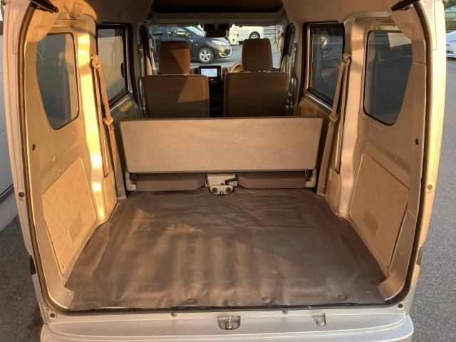 MINICAB van