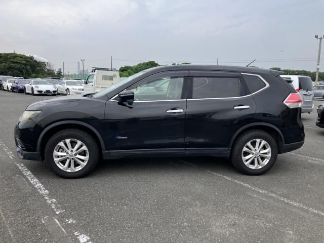 X-TRAIL HYBRID 4WD