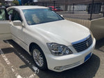 CROWN sedan