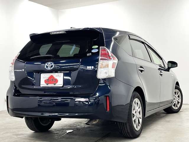 PRIUS Alpha