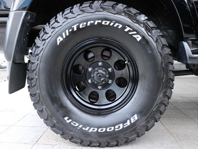 LANDCRUISER van