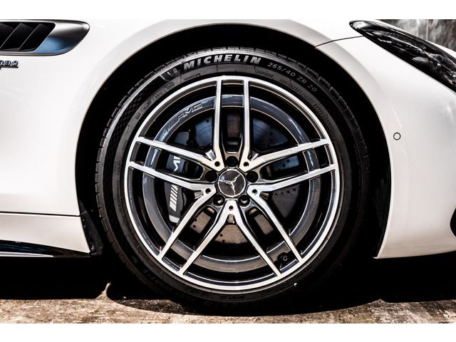MERCEDES AMG GT