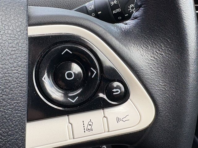 PRIUS 4WD