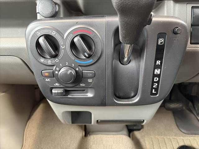 NV100 CLIPPER