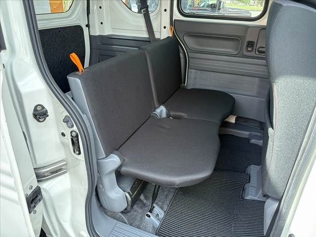 N-VAN