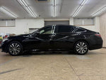 CROWN sedan hybrid