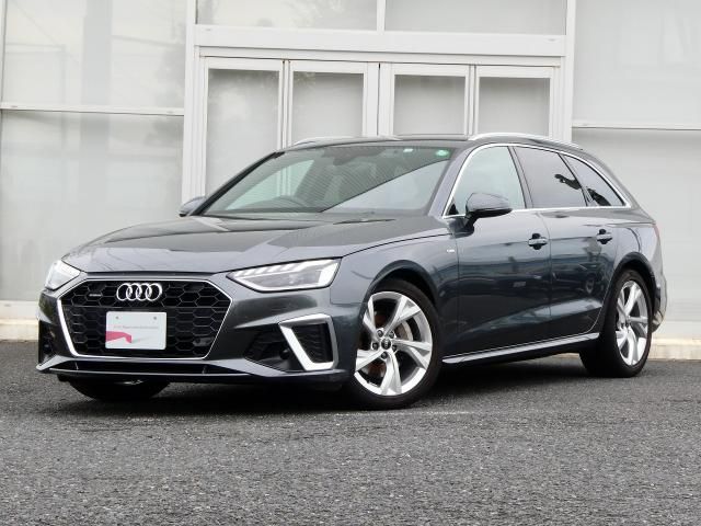 AUDI A4 AVANT