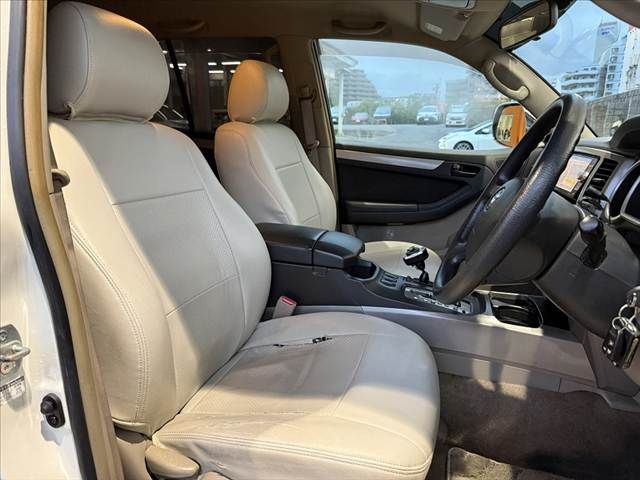 HILUXSURF wagon 4WD