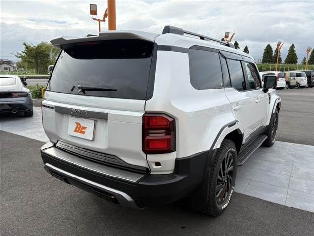 LANDCRUISER 250
