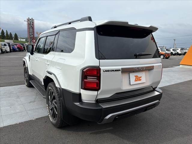 LANDCRUISER 250