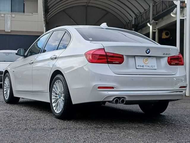 BMW 3series sedan