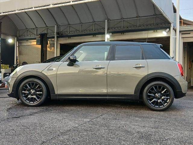 MINI COOPER 5DOOR