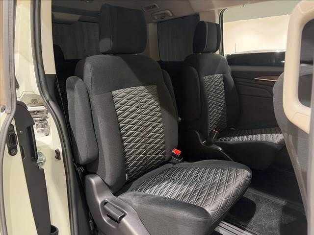 DELICA D:5 4WD