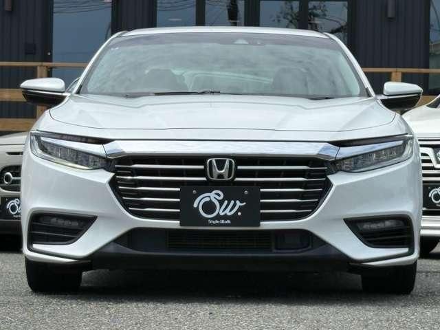 INSIGHT sedan
