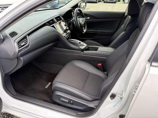 INSIGHT sedan
