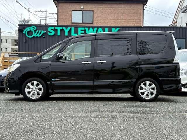 SERENA  S-HYBRID 4WD