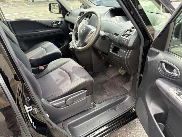 SERENA  S-HYBRID 4WD