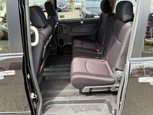 SERENA  S-HYBRID 4WD
