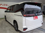 VOXY HYBRID 4WD