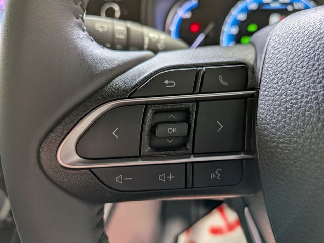 VOXY HYBRID 4WD