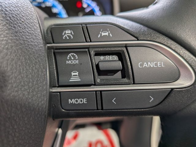 VOXY HYBRID 4WD
