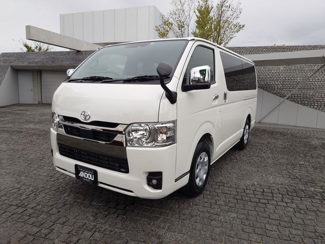 HIACE van 2WD