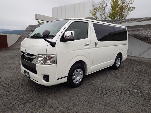 HIACE van 2WD