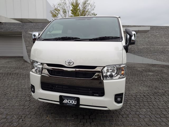 HIACE van 2WD