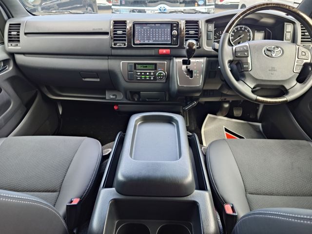HIACE van 2WD