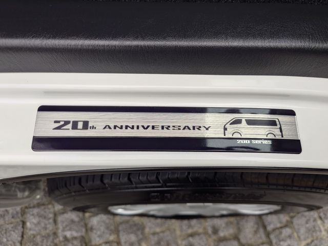 HIACE van 2WD