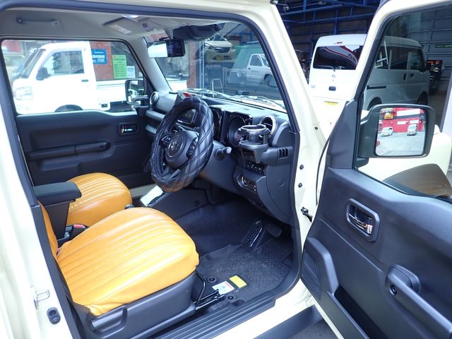 JIMNY NOMADE