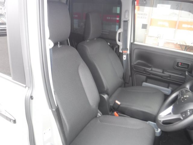 Spacia BASE 4WD