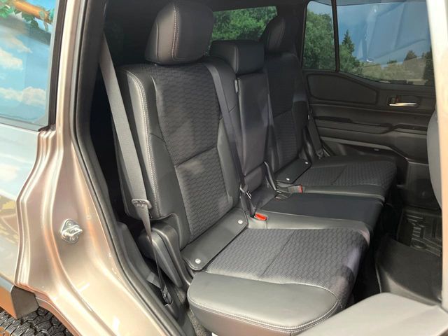 LANDCRUISER 250