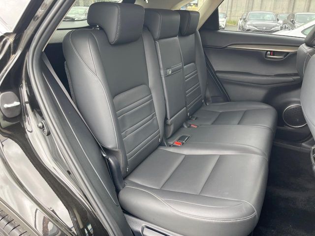 LEXUS NX200t