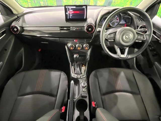 MAZDA2