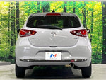 MAZDA2