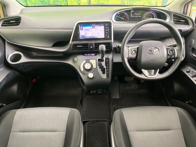 SIENTA HYBRID