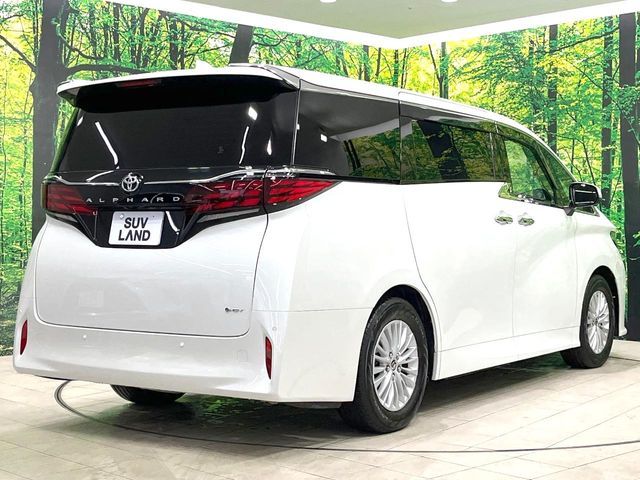 ALPHARD hybrid